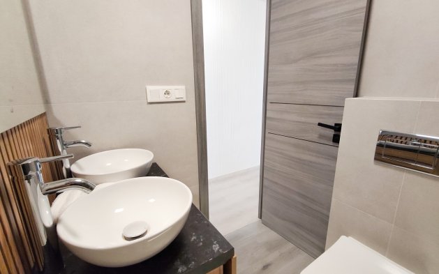 Resale - Apartment / flat - Torrevieja