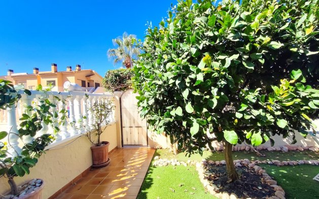Resale - Apartment / flat - Orihuela Costa - Cabo Roig