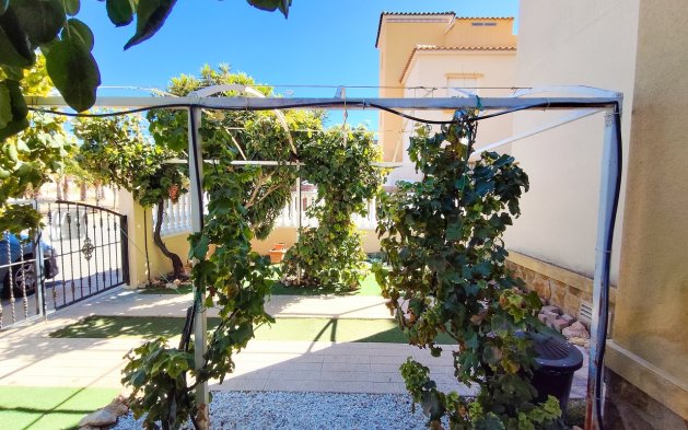 Resale - Apartment / flat - Orihuela Costa - Cabo Roig