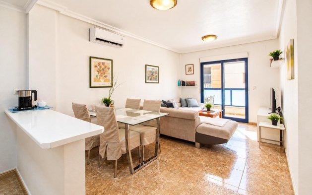 Resale - Apartment / flat - Orihuela Costa - La Regia