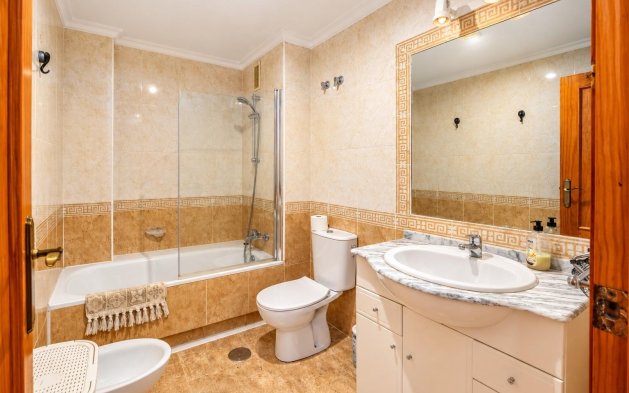 Resale - Apartment / flat - Orihuela Costa - La Regia