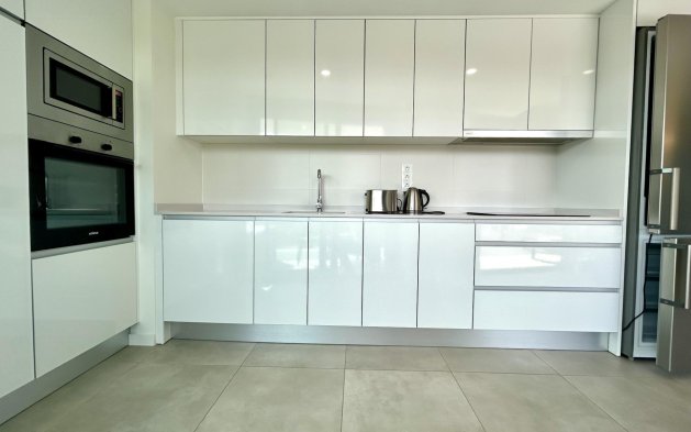 Resale - Apartment / flat - Orihuela Costa - Campoamor