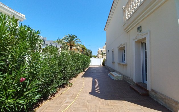 Perpardavimas - Vila - Orihuela Costa - Cabo Roig