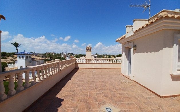 Perpardavimas - Vila - Orihuela Costa - Cabo Roig