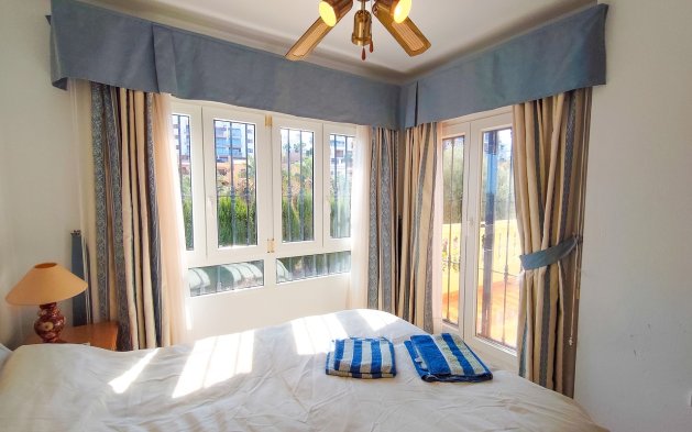 Revente - Villa - Orihuela Costa - Villamartín