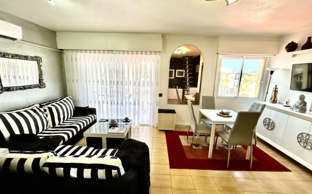 Reventa - Apartamento / piso - Torrevieja