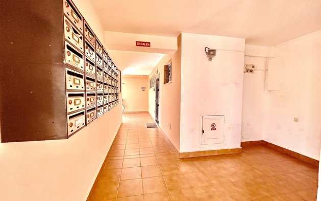 Reventa - Apartamento / piso - Torrevieja