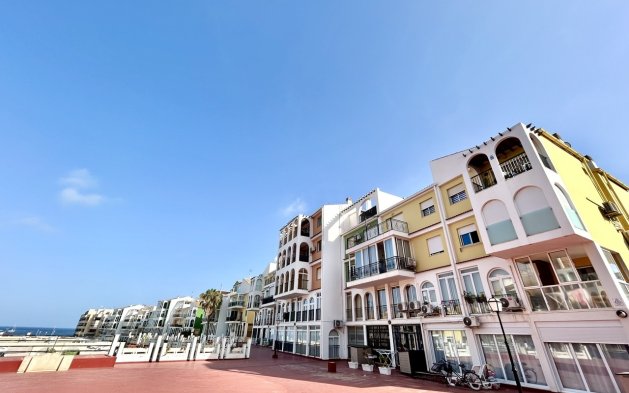 Reventa - Apartamento / piso - Torrevieja