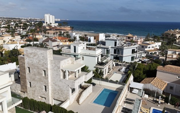 Reventa - Villa - Orihuela Costa - La Zenia
