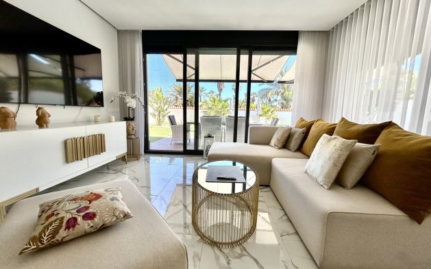 Herverkoop - Villa - La Manga del Mar Menor - LOS URRUTIAS