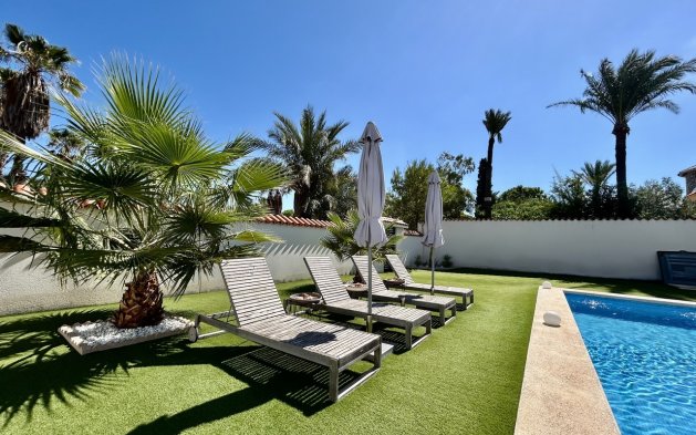 Herverkoop - Villa - La Manga del Mar Menor - LOS URRUTIAS