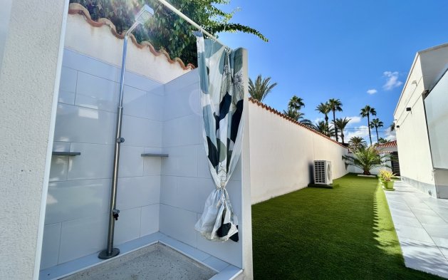 Herverkoop - Villa - La Manga del Mar Menor - LOS URRUTIAS