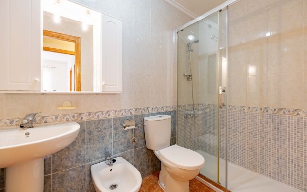 Herverkoop - Apartment - Torrevieja - Playa de los locos