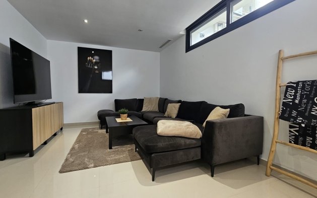 Herverkoop - Villa - Orihuela Costa - Villamartín