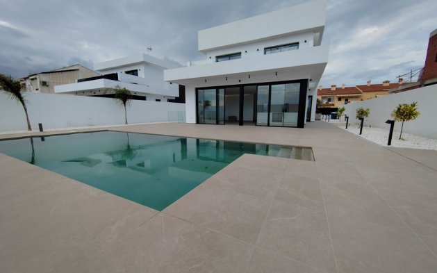 Nowy budynek - Villa - San Juan de Alicante