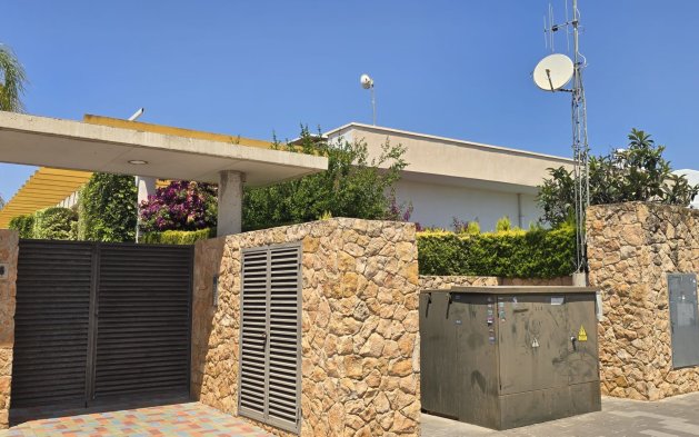 Perpardavimas - Dvipusis - Orihuela Costa - Mil Palmeras