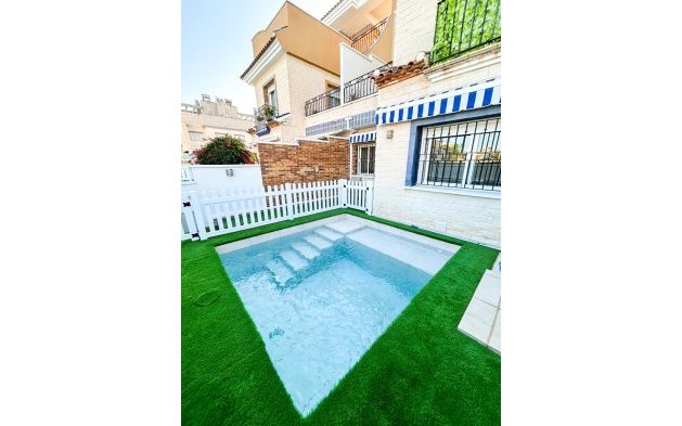 Perpardavimas - Dvipusis - Pilar de la Horadada - La Torre de la Horadada