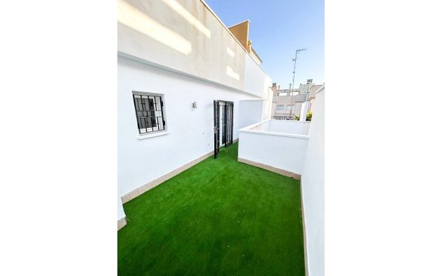 Perpardavimas - Dvipusis - Pilar de la Horadada - La Torre de la Horadada