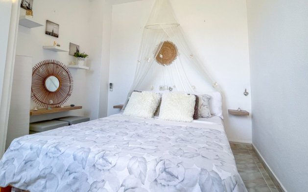 Herverkoop - duplex - Torrevieja - La Siesta - El Salado -  Torreta