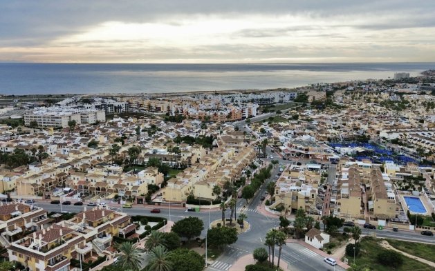 Resale - Apartment / flat - Orihuela Costa - Playa Flamenca