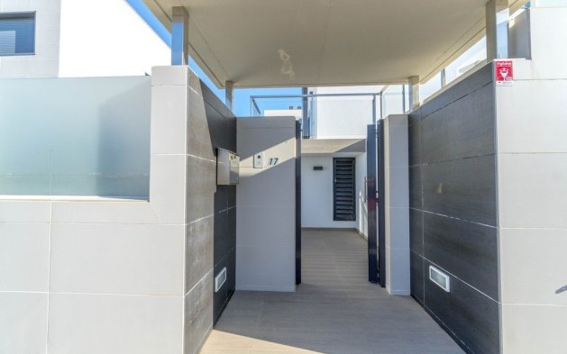 Resale - Villa - Orihuela Costa - Aguamarina