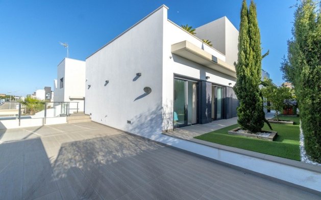 Resale - Villa - Orihuela Costa - Aguamarina