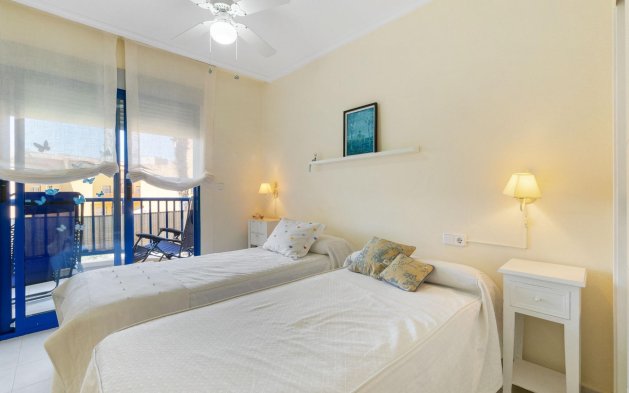 Resale - Apartment / flat - Orihuela Costa - Campoamor