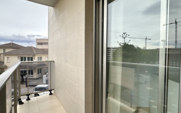 Reventa - Apartamento / piso - San Miguel de Salinas