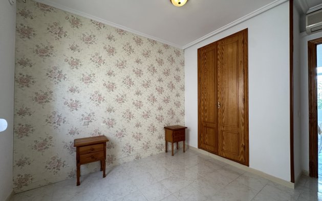 Videresalg - Tosidig - Torrevieja