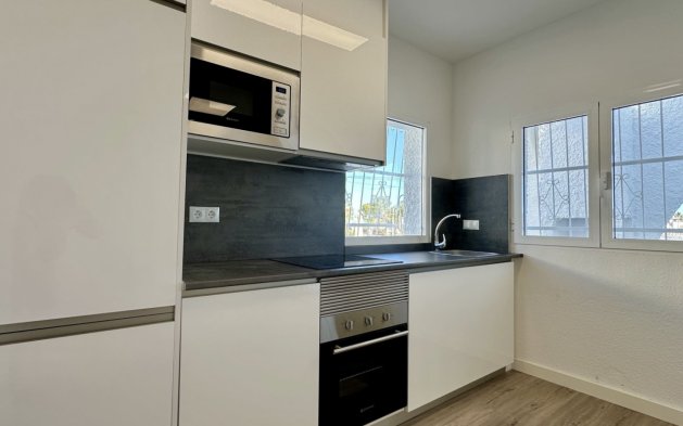 Återförsäljning - Bungalow - Orihuela Costa - Las Filipinas