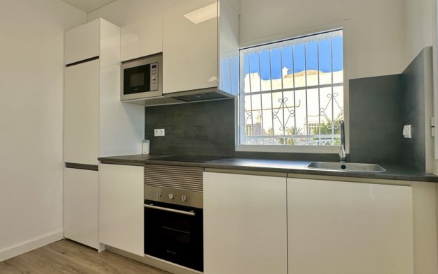 Återförsäljning - Bungalow - Orihuela Costa - Las Filipinas