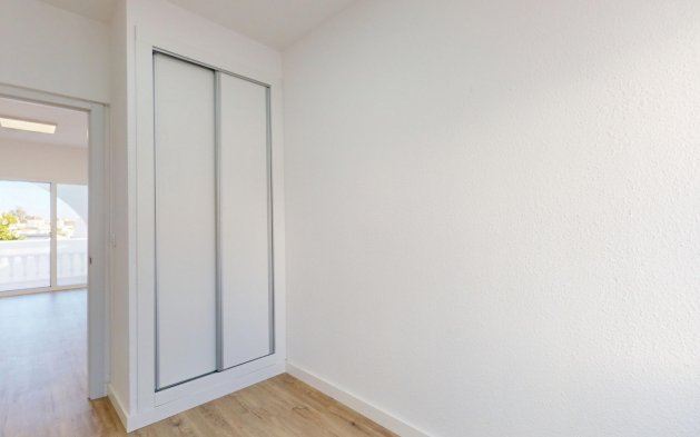 Återförsäljning - Bungalow - Orihuela Costa - Las Filipinas