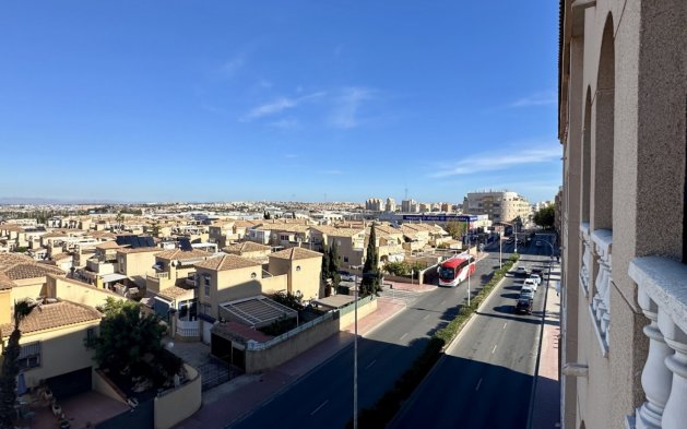 Resale - Apartment / flat - Torrevieja - El Molino