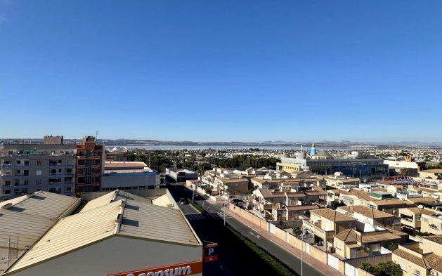 Resale - Apartment / flat - Torrevieja - El Molino