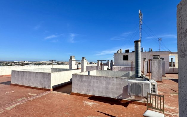 Resale - Apartment / flat - Torrevieja - El Molino
