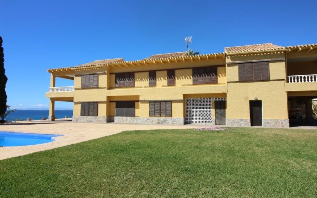 Resale - Villa - Orihuela Costa - Cabo Roig