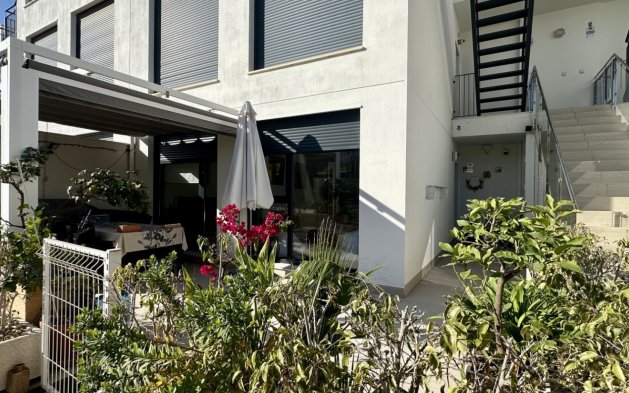 Resale - Apartment / flat - Orihuela Costa - Punta Prima