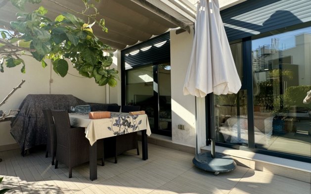 Resale - Apartment / flat - Orihuela Costa - Punta Prima