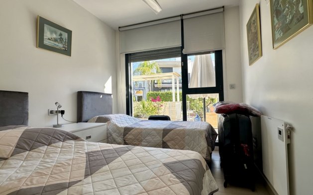 Resale - Apartment / flat - Orihuela Costa - Punta Prima