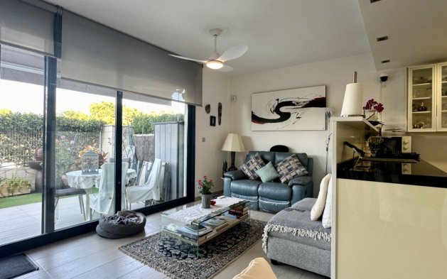 Resale - Apartment / flat - Orihuela Costa - Punta Prima