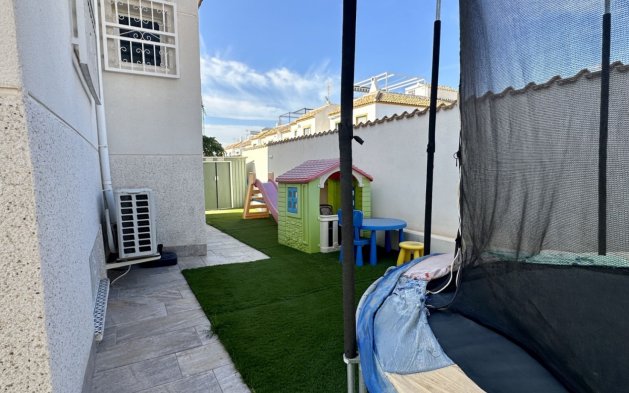 Resale - Villa - Orihuela Costa - Los Altos