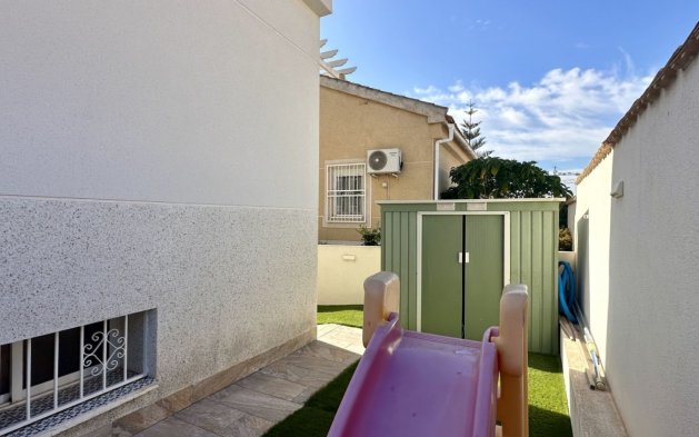 Resale - Villa - Orihuela Costa - Los Altos