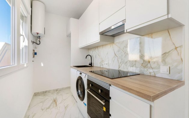 Resale - Villa - Torrevieja - El chaparral