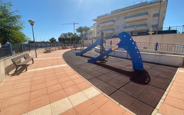 Reventa - Apartamento / piso - Pilar de la Horadada - Mil Palmeras