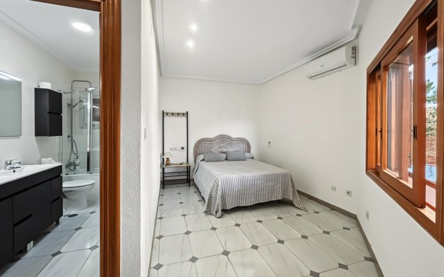 Perpardavimas - Vila - Orihuela Costa - Campoamor