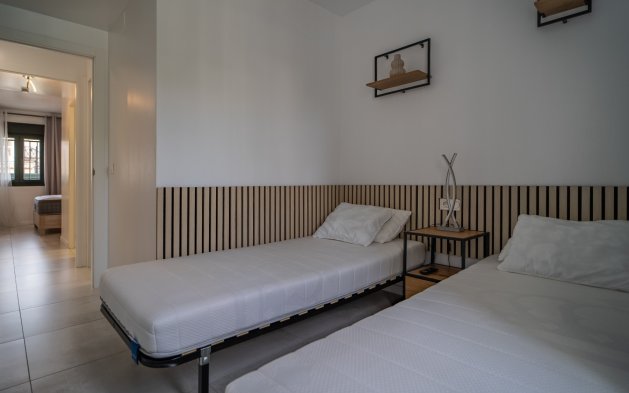 Resale - Apartment / flat - Pilar de la Horadada - Mil Palmeras