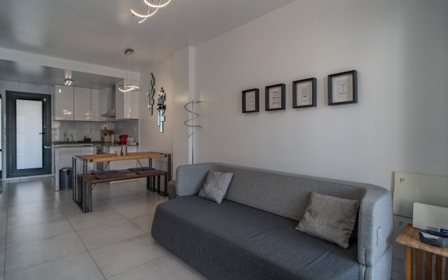 Resale - Apartment / flat - Pilar de la Horadada - Mil Palmeras