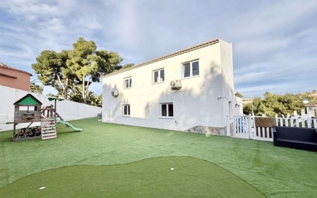 Perpardavimas - Vila - Orihuela Costa - Villamartín