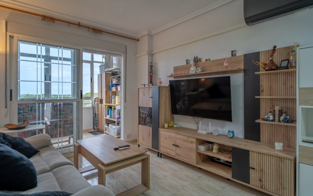 Resale - Apartment / flat - Torrevieja - La Siesta - El Salado -  Torreta