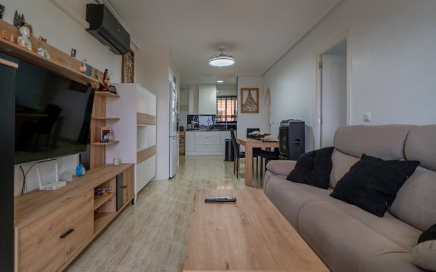 Resale - Apartment / flat - Torrevieja - La Siesta - El Salado -  Torreta